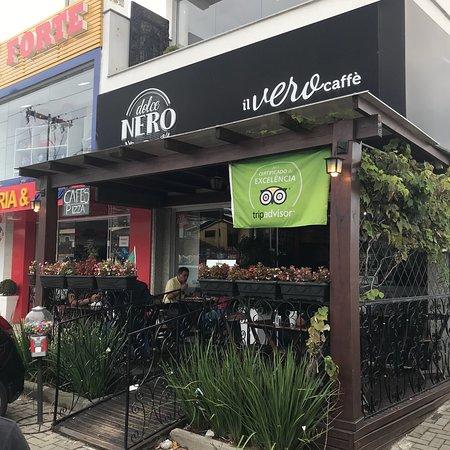 Dolce Nero Cafés