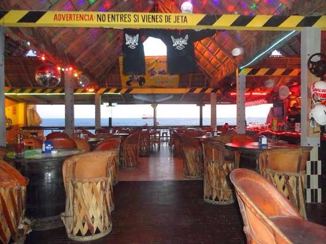 Yaco Pool & Bar