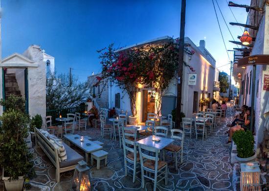 Agora Cocktail Bar