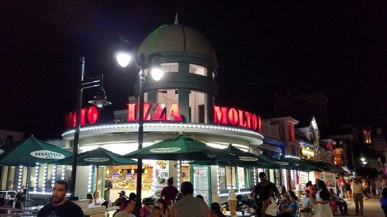 Molto Pizza