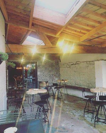 Le Beauty GastroPub