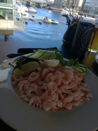 Broen Bar