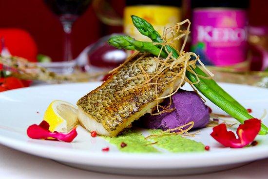 Paradox French Restaurant and Wine Bar Century Park