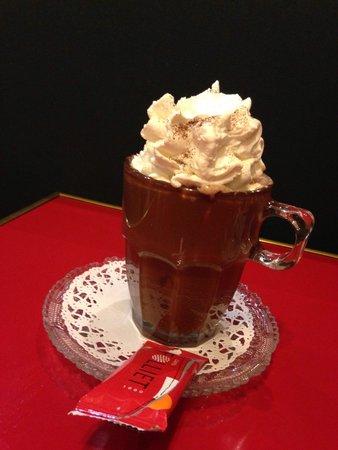 Cafe Le Morny