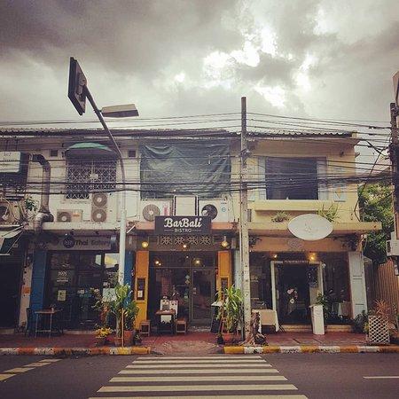 BarBali Bistro
