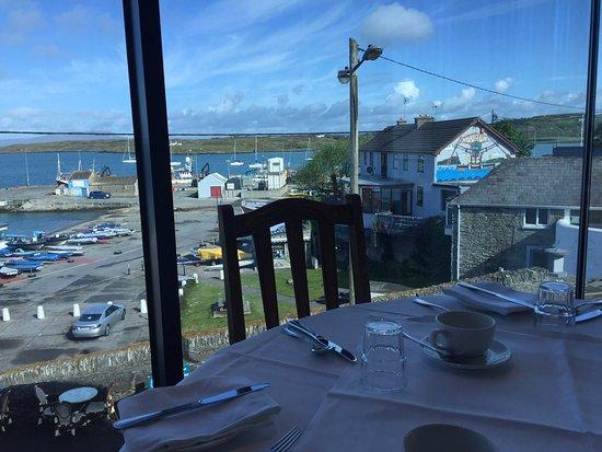 Lookout Restaurant at the Waterfront Hotel