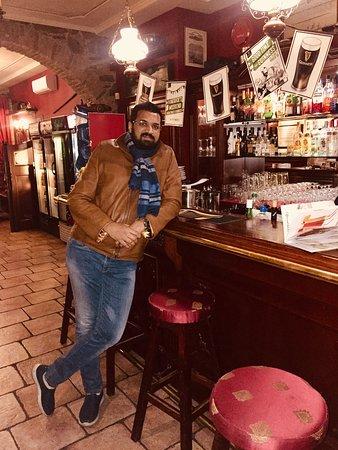Lord Byron Pub