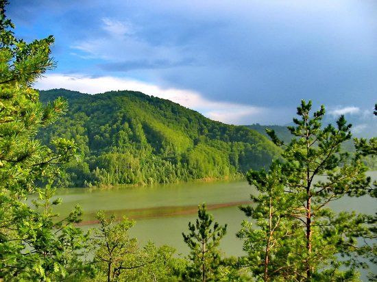 Lake Valea Uzului