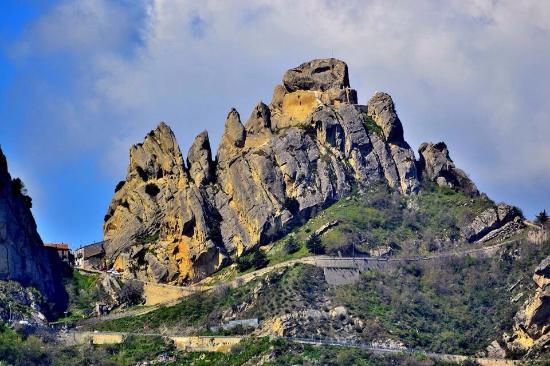 Castello Saraceno