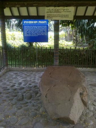 Situs Tapak Gajah