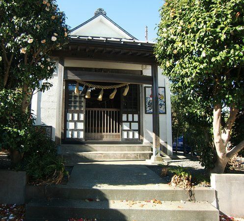 Dontsuku Shrine