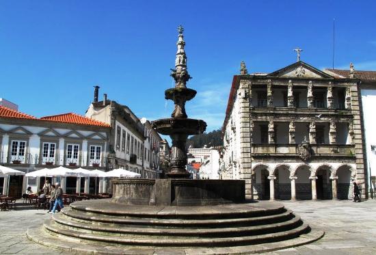 Castles fountain