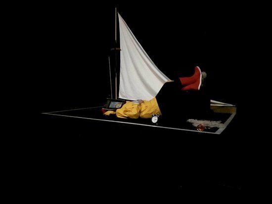 Theatre a moustaches