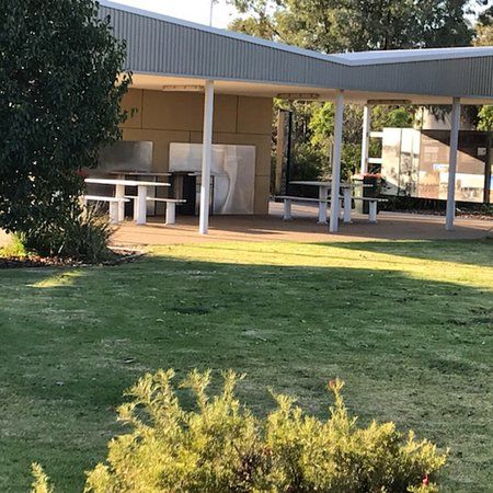 Sea Lake Travellers Rest