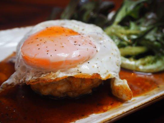 Farm 2 table by Kokotel