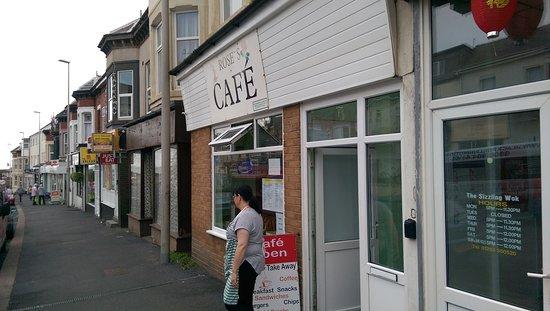 Rose's Café