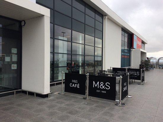 M&S Cafe