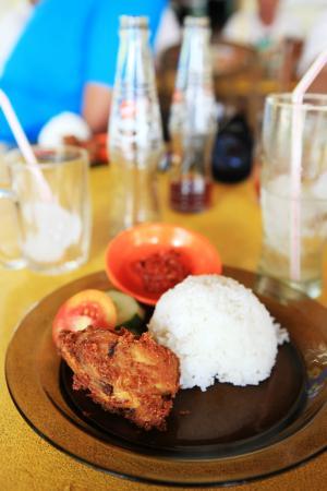 Asli & Yang Pertama Ayam Presto