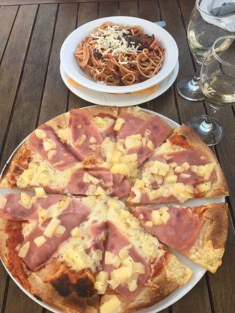 Amici Pizza Cafe