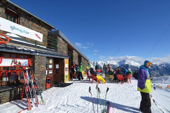 Igloo Bar