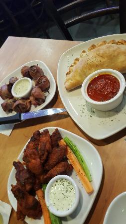 Boston's Restaurant & Sports Bar