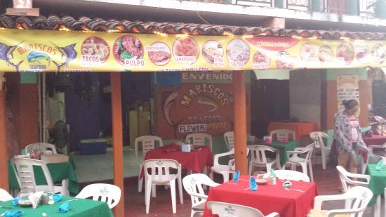 Seafood Flower House Mariscos