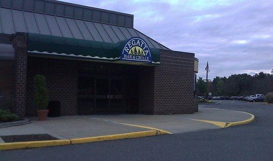 Regatta Bar & Grille
