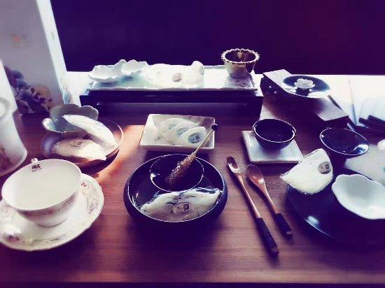 43/F Restaurant Aolu Guya Hotel