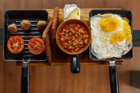 Dylan's Cafe