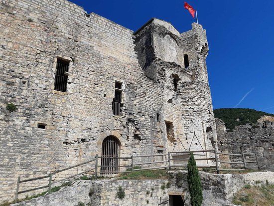 Chateau de Cruas