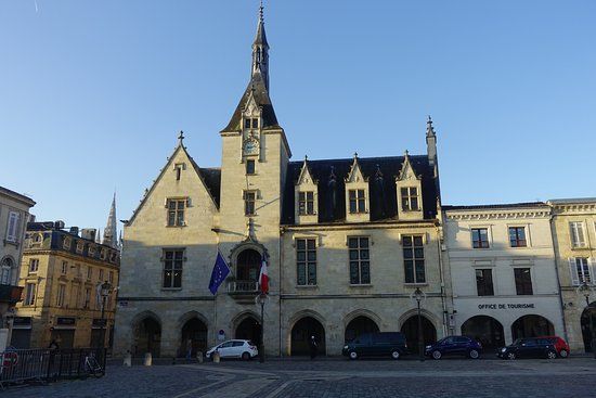 Abel Surchamp Square