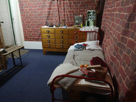 Old Forge War Time House