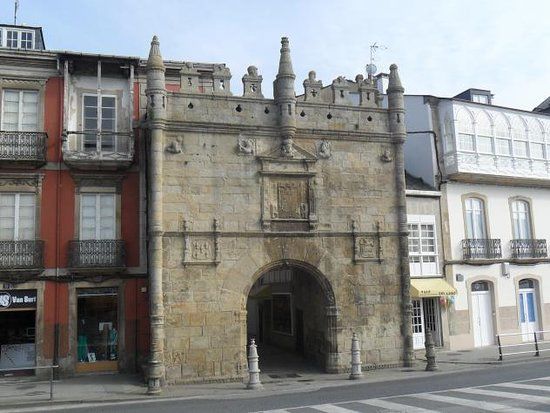 Puerta del Santo Cristo