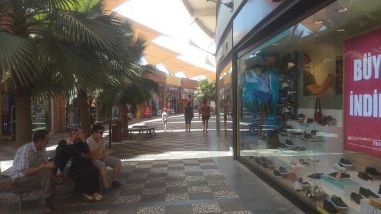 Novada Akhisar