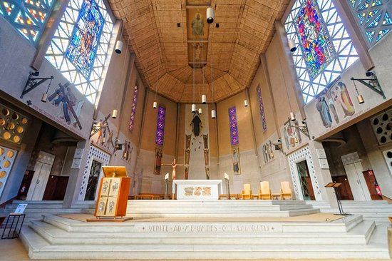 Eglise Sainte Thérèse de l'Enfant Jésus