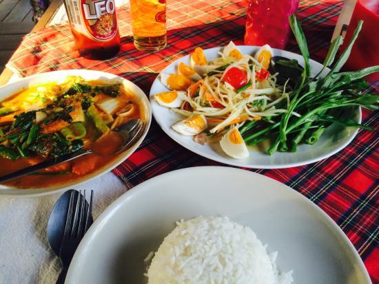 Stardust Bar & Grill