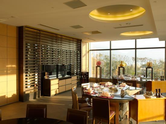 Rainbow Cloud-Fleur De Chine Hotel