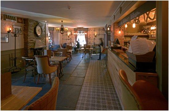 1769 Bar & Restaurant