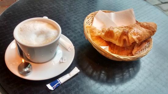 Au Petit Montmartre