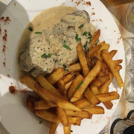Le Plat D'etain