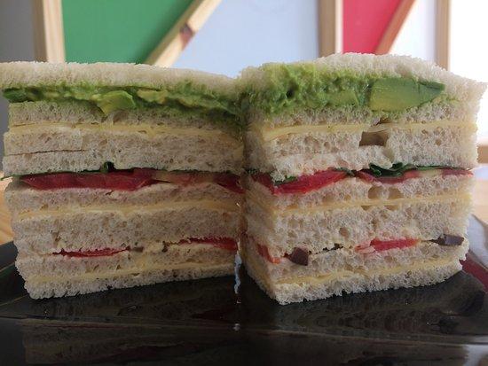 Dm Sandwich