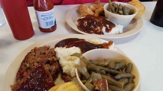 Canecutters Smokehouse & Grill