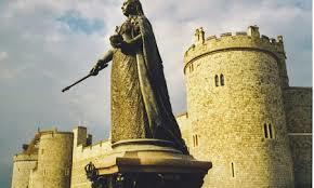 Queen Victoria Statue