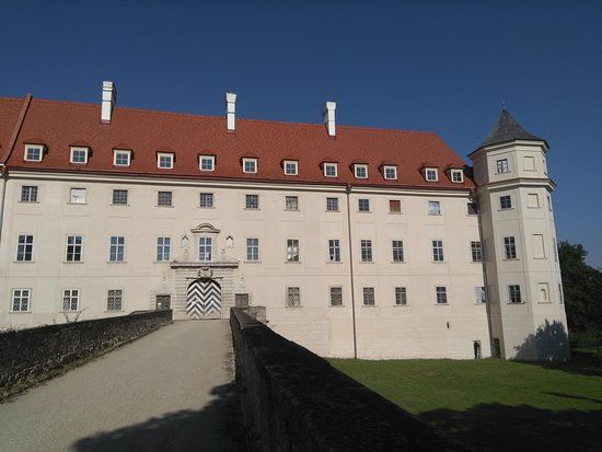 Schloss Petronell