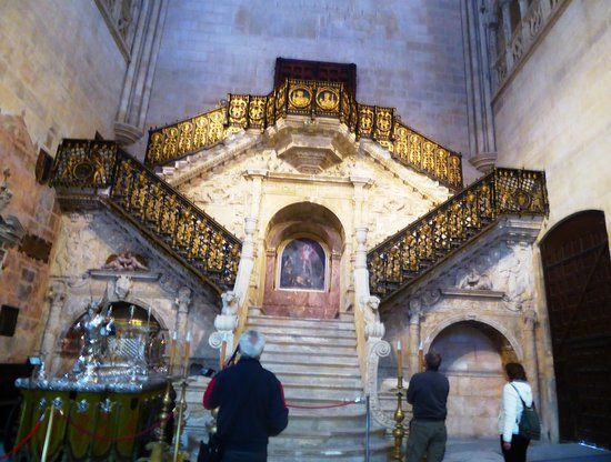 Escalera dorada