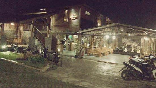 Kopi Rumah Kayu