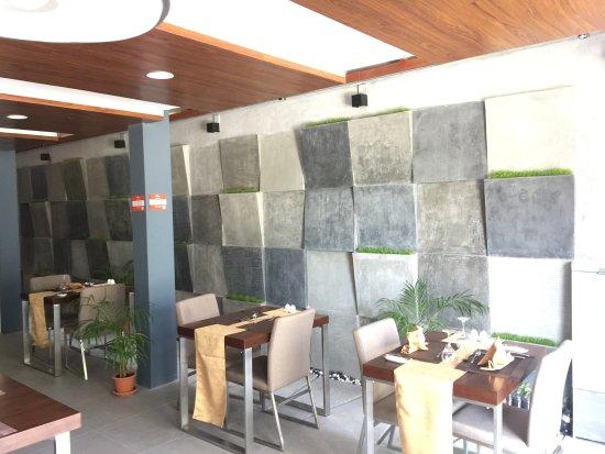 Thai Palace Restaurant