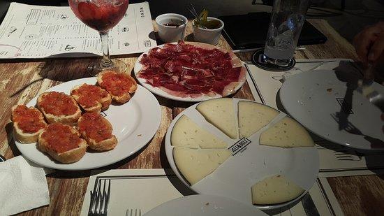 Deli & Deli Gourmet