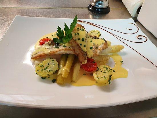 Restaurant & Pizzeria Rennbahn