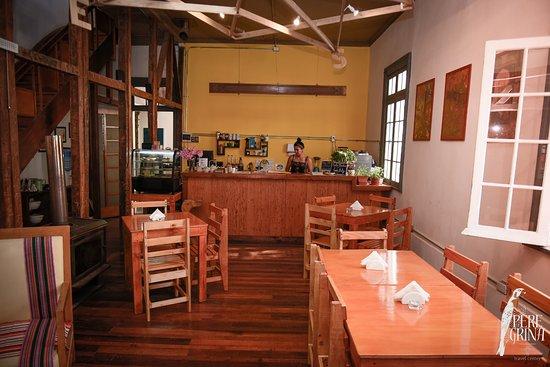 Peregrina Cafe & Travel Center